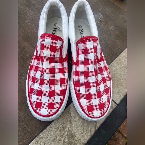 Mudd Womens  10 Poppy-197L Slip On Flats Checkered Comfort White Red Canvas - Picture 3 of 8